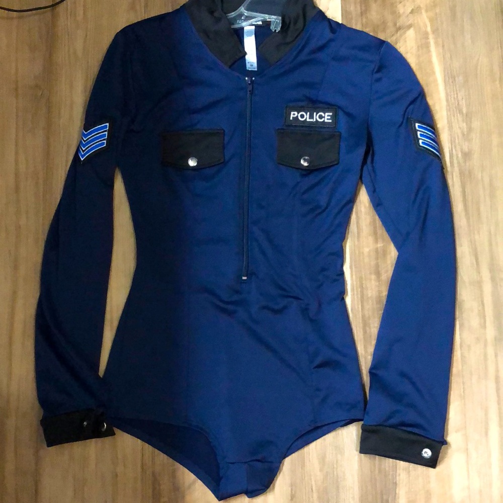 Police 👮‍♀️ officers Sexy Outfit